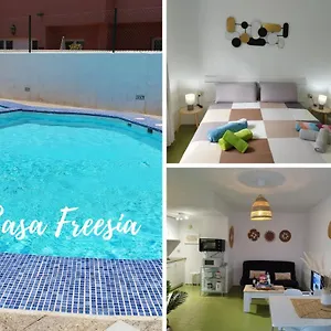 Apartment Casa Freesia Caleta Centre Avec Piscine Communautaire, Caleta De Fuste