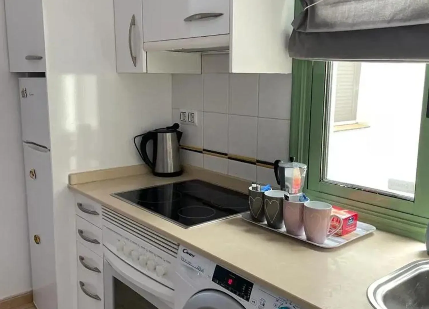 Mountain View Retreat: Charming Apartment with Shared Pool Caleta De Fuste