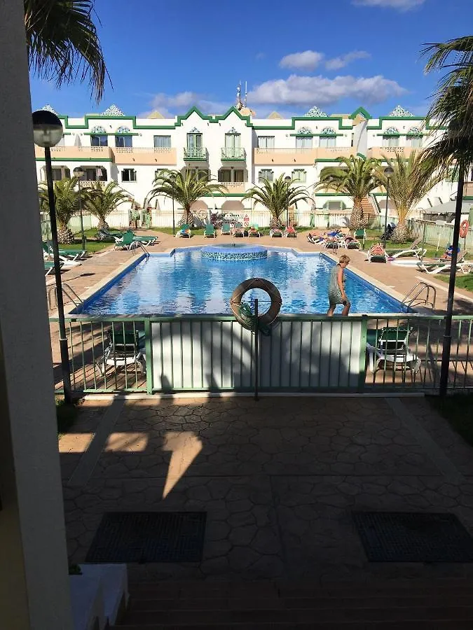 Mountain View Retreat: Charming Apartment with Shared Pool Caleta De Fuste